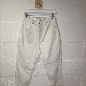 White High-Rise Curvy Mom Jean (x-Short)